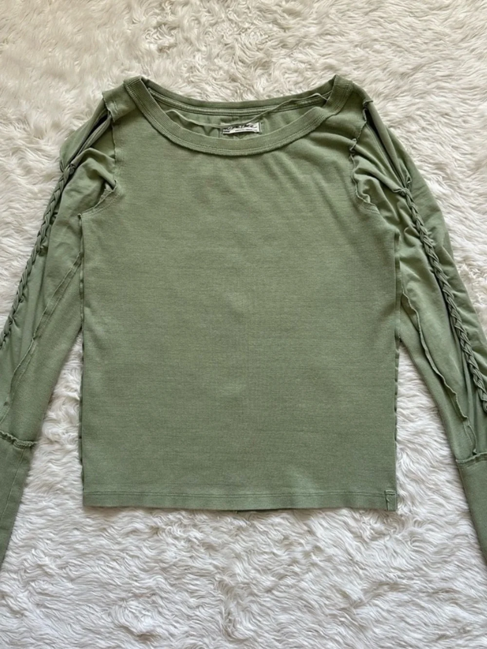 Free People Green Tea Leaves Daisy Chain Cuff Shirt